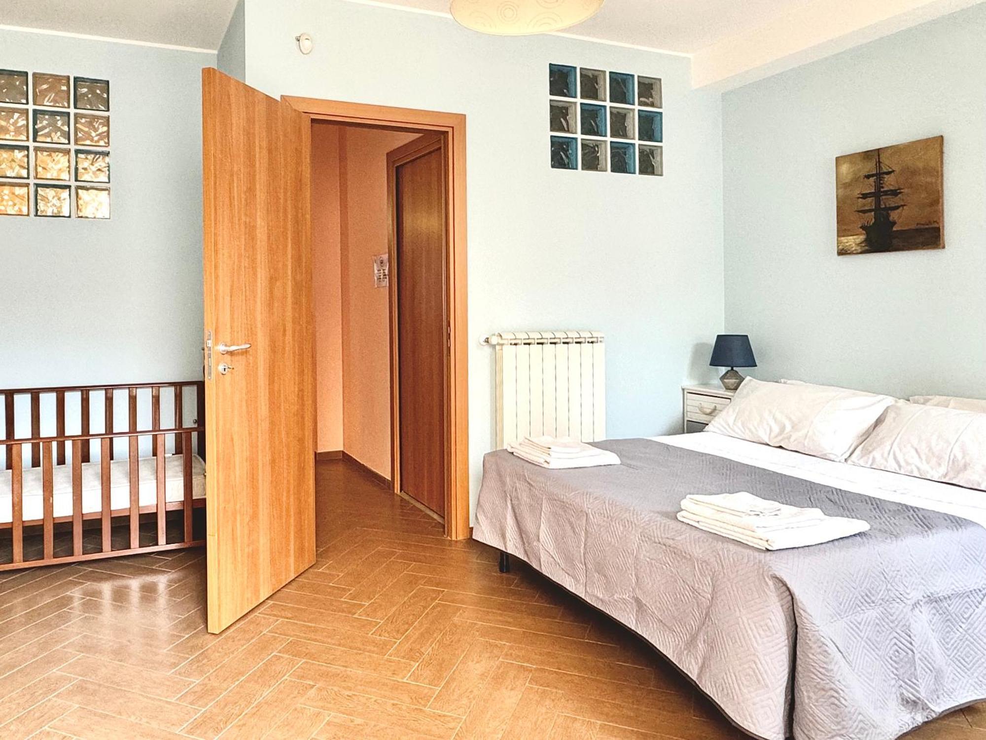 Maremare Apartments Giardini Naxos Pokoj fotografie